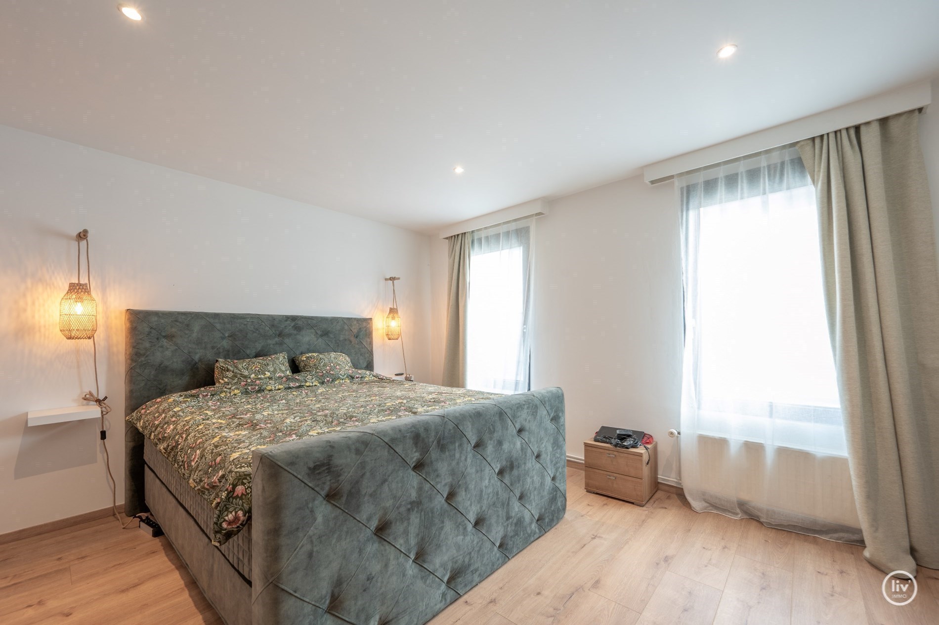 Maison authentiquement rénovée avec jardin orienté sud-ouest. 