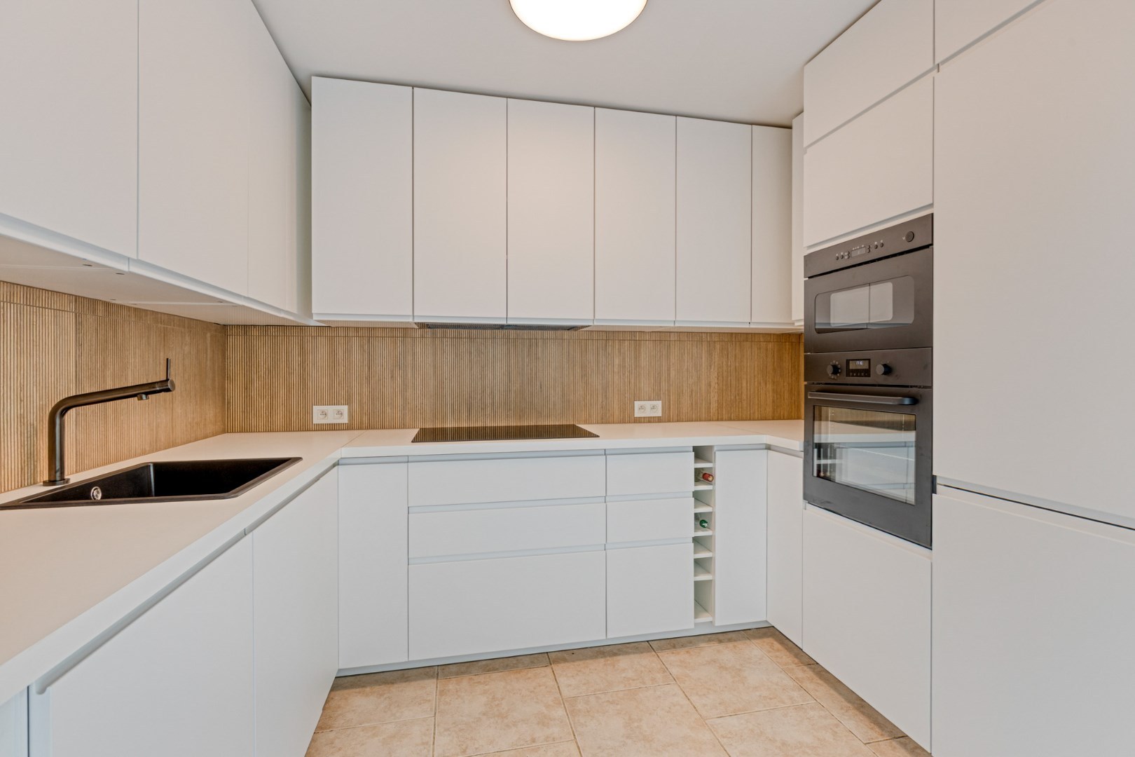 Vernieuwde woning met 3 kamers + garage 1652 ALSEMBERG (BEERSEL) 