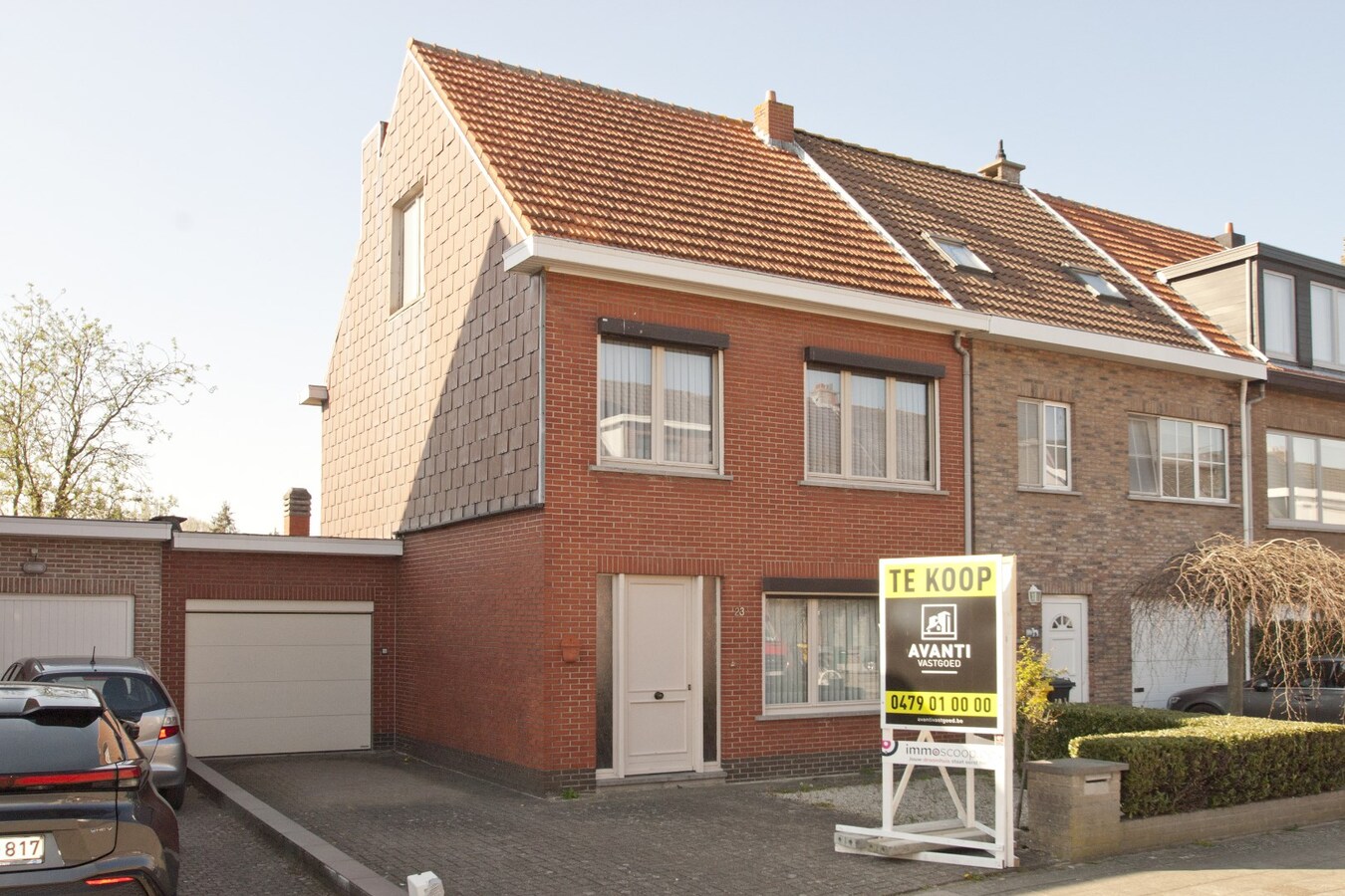 Gezinswoning met 3 slks - tuin - toplocatie. 