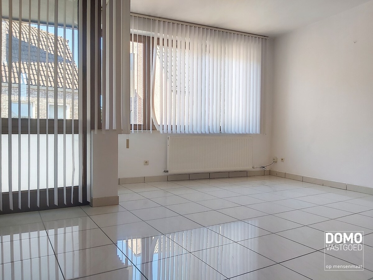 Woning met tuin, garage en 2 slaapkamers op wandelafstand van het centrum van Hasselt 