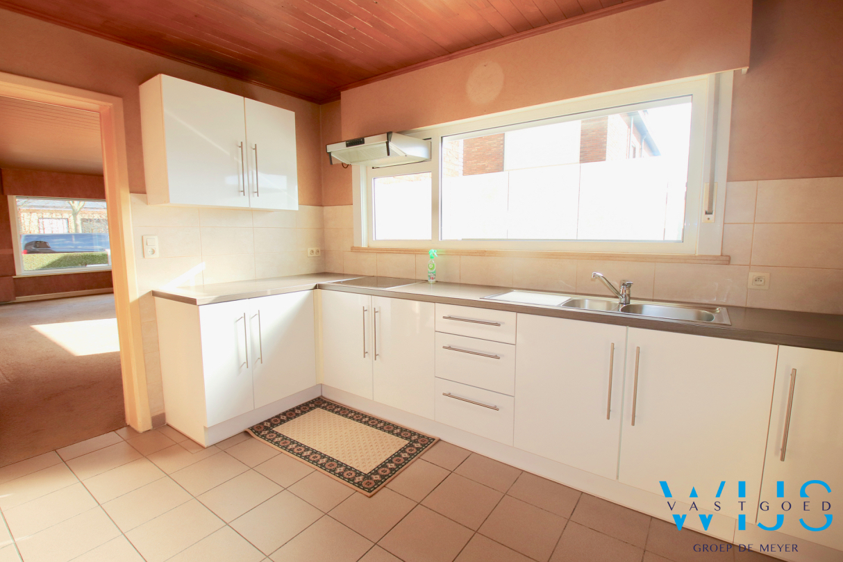 Stevige gezinswoning op TOPlocatie in Ertvelde ! 