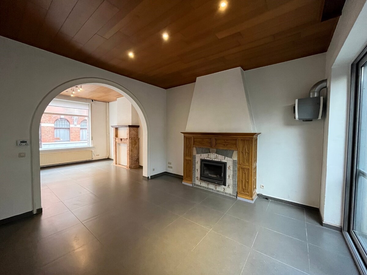 Ruime, energiezuinige gesloten bebouwing in centrum Gavere 