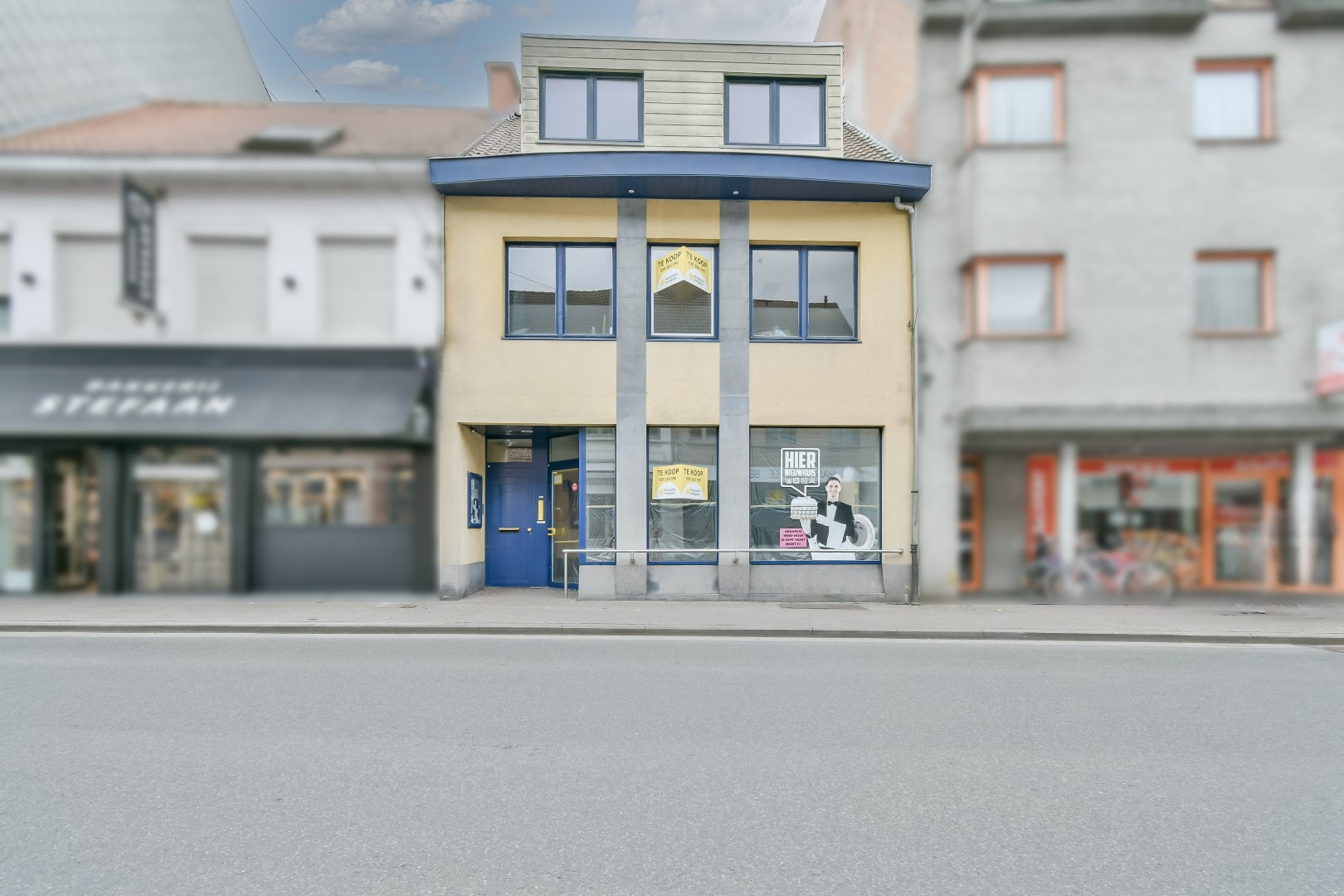 Ruime woning met handelsgedeelte op gunstige ligging in centrum! 