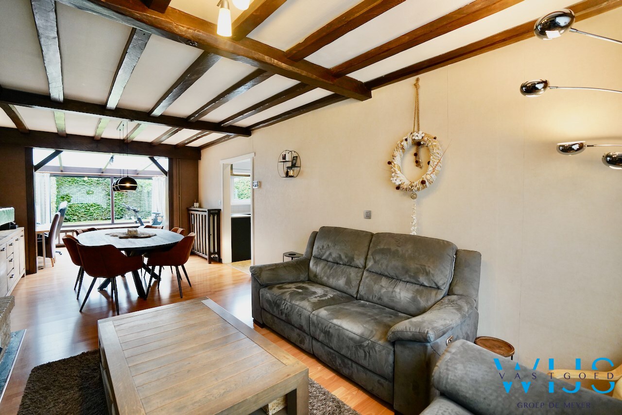 Ruime gezinswoning met 5 slaapkamers te Zelzate! 