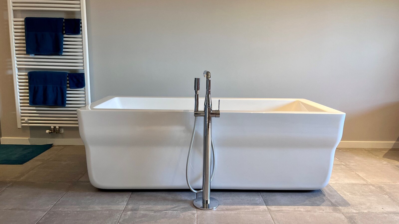 "Nieuwbouwwoning in pastorijstijl met ruime tuin, terras en garage in Alken - 3 slaapkamers, 2 badkamers en energielabel A" 