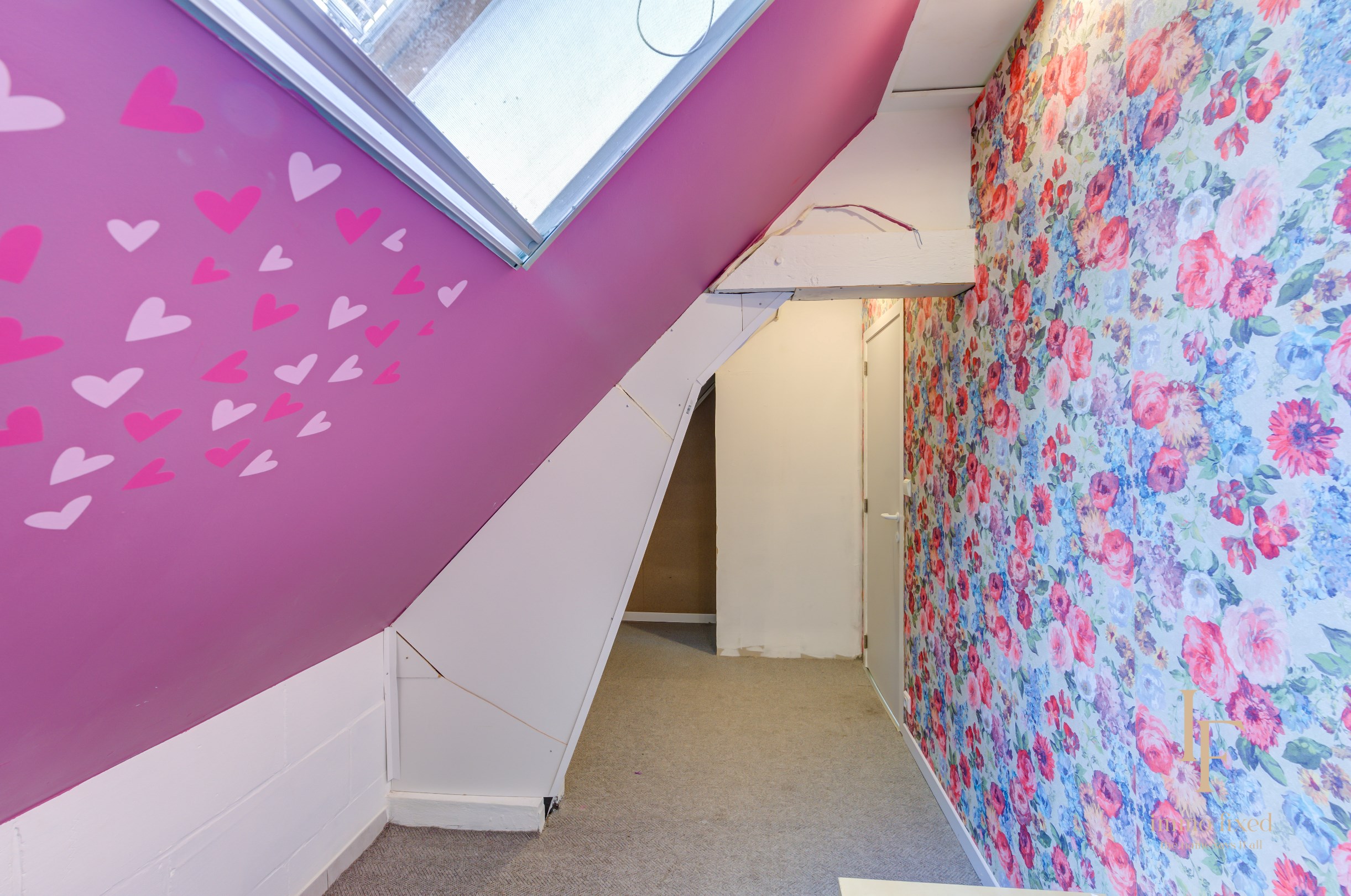 Vrijstaande woning (TE RENOVEREN) op 1400m2 grond te Schilde! 