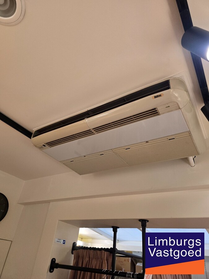 Handelsruimte, 72m² + kelder, op enkele passen van de Grote Markt 