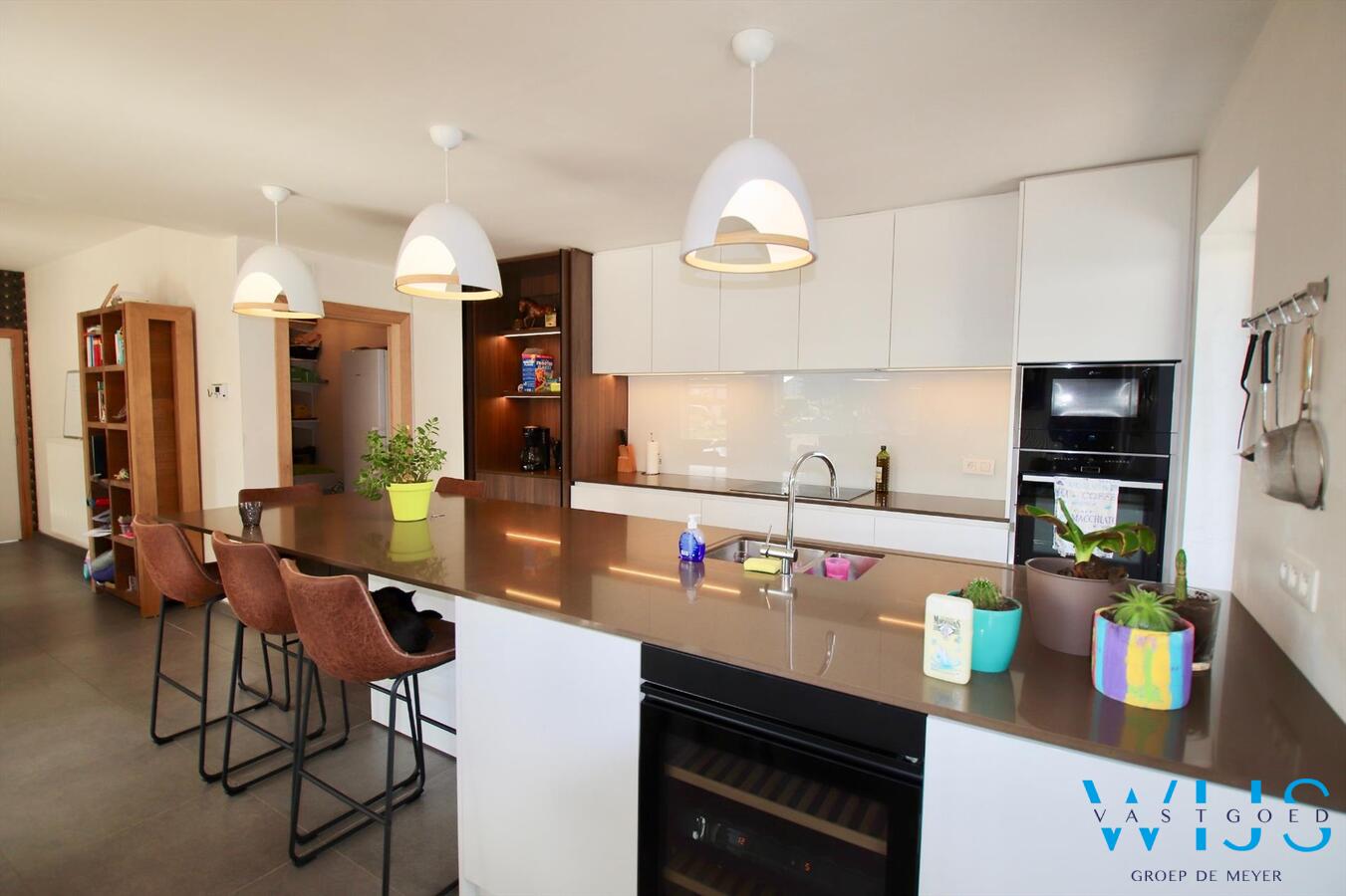 Enorm ruime nieuwbouwwoning op een perceel van 1088 m² te ERTVELDE ! 