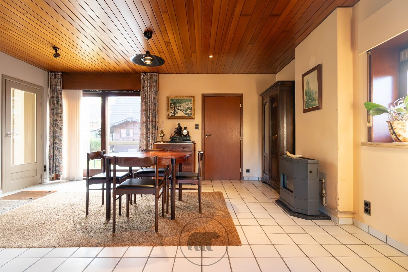 Landelijke woning op ruim perceel 