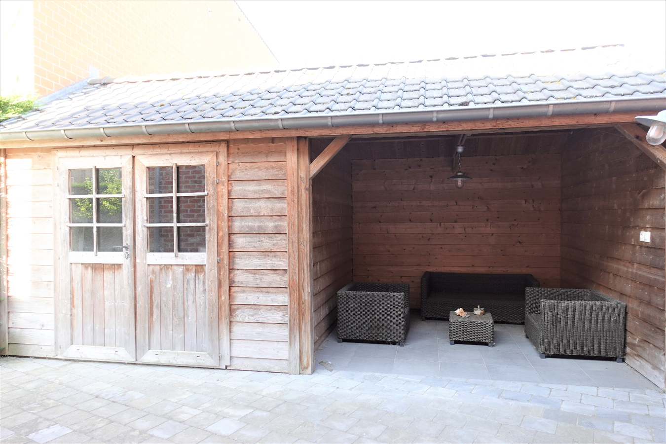 Ruime instapklare halfopen bebouwing 