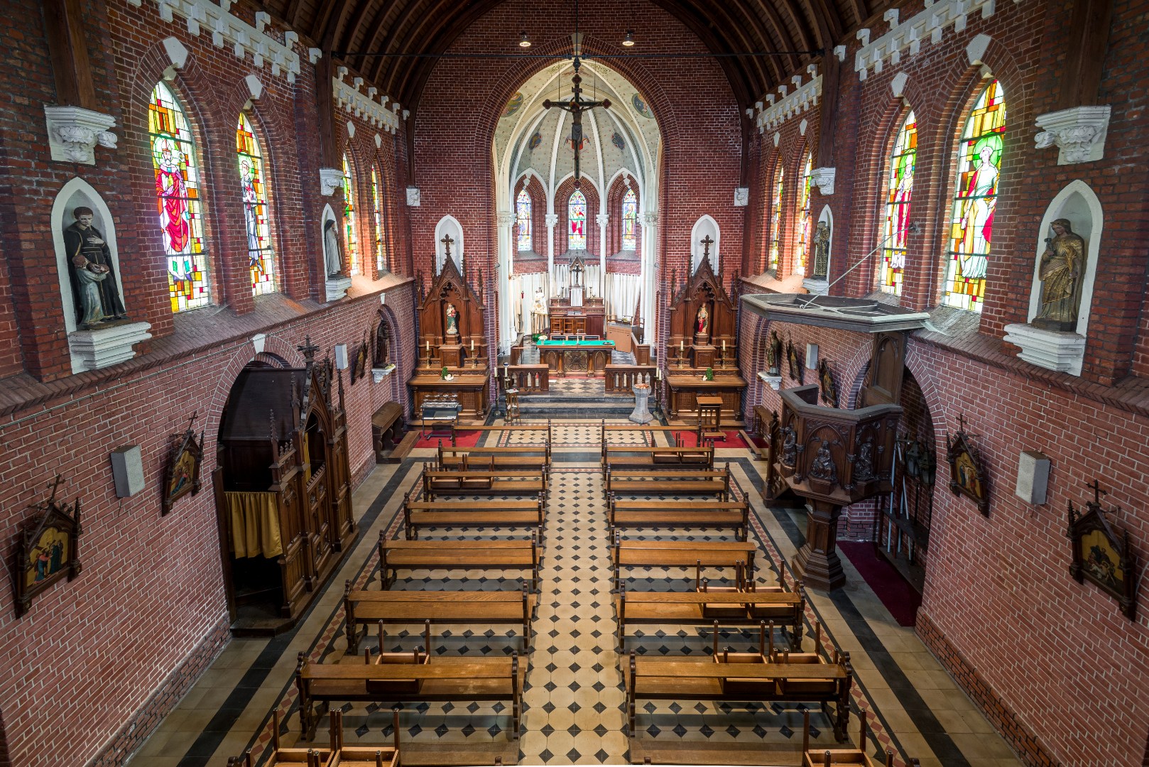 Zicht kerk bovenaf 