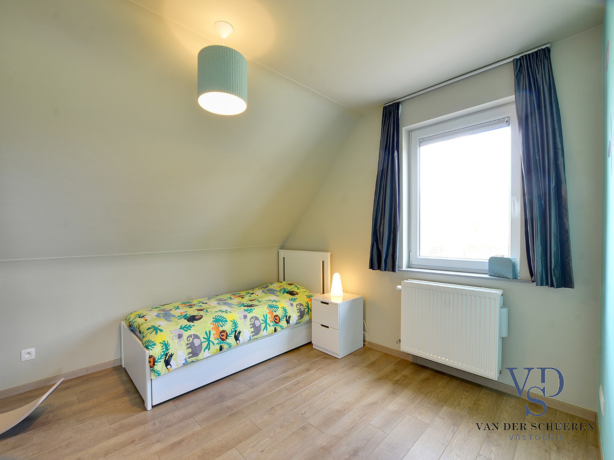 Eigentijdse, energiezuinige Open Bebouwing. Tijdloos én praktisch ! 