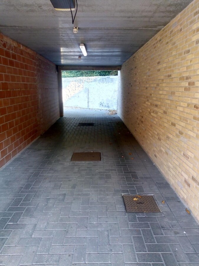 Gelijkvloers appartement met 1 slaapkamer en autostandplaats te Gistel 