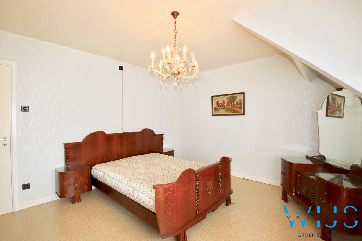 Zeer degelijk woonhuis op TOPlocatie te ERTVELDE ! 