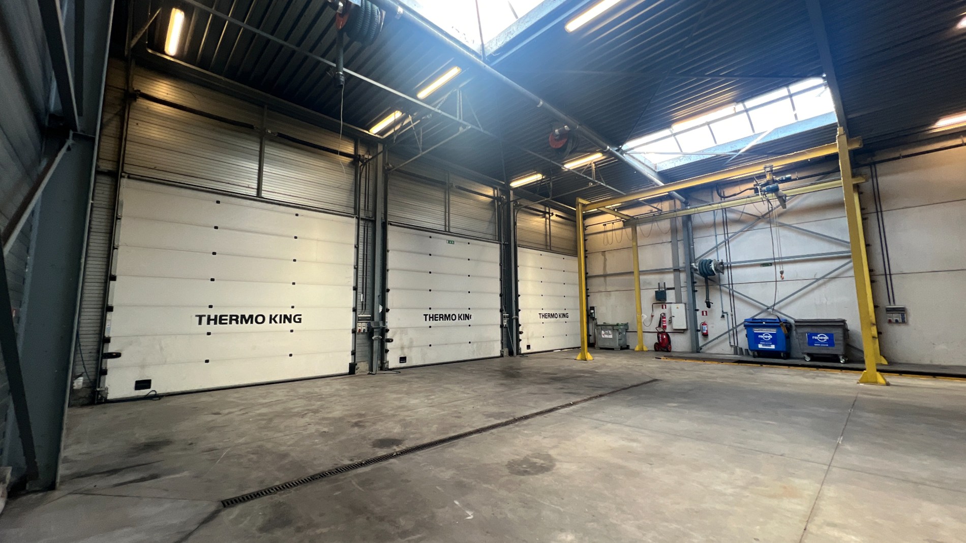 Opslagruimte te huur vlakbij R4 te Evergem