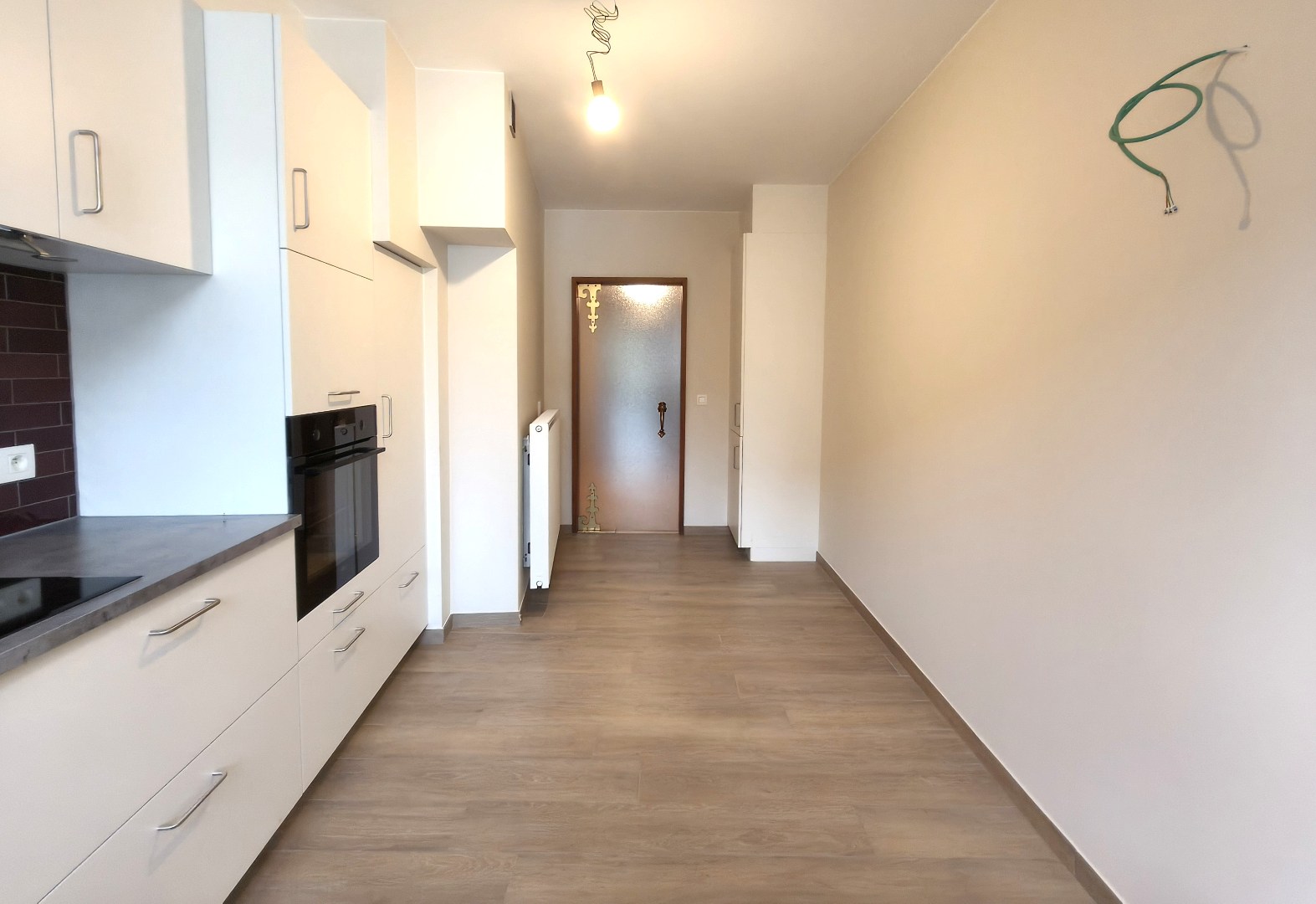 RIANT APPARTEMENT MET 3 SLAAPKAMERS EN GROOT TERRAS 