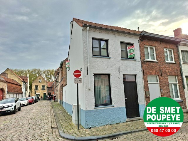 Hoekwoning met uitweg 