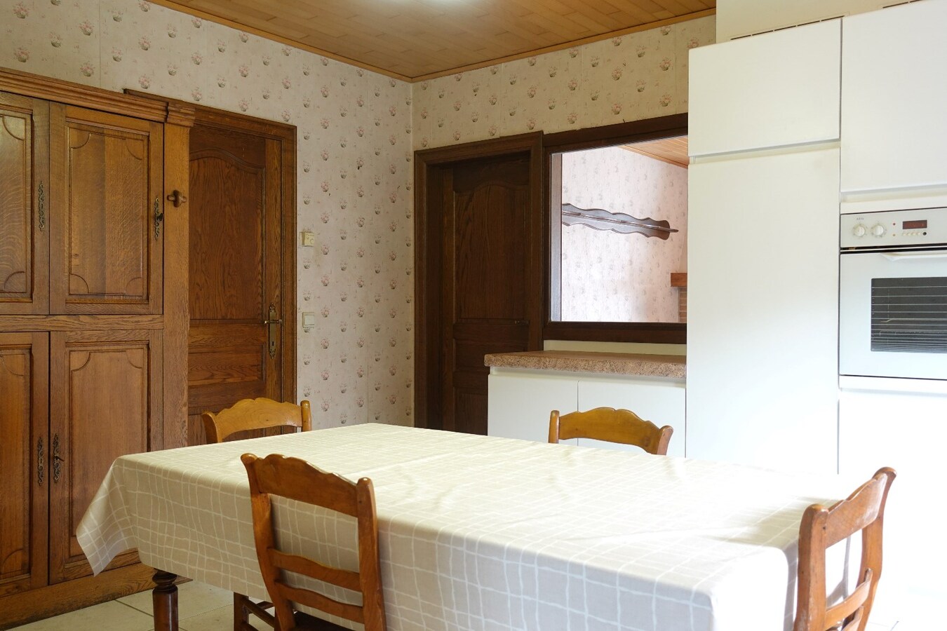 Instapklare bungalow op topligging te Gistel 