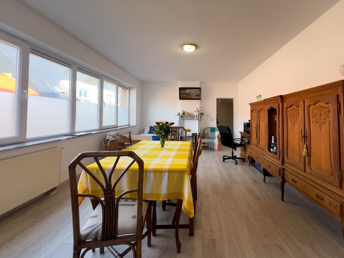 Opbrengsteigendom met 2 appartementen 