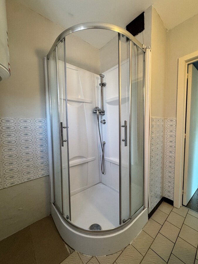 Appartement met 2 slaapkamers en garage in centrum Koekelare 