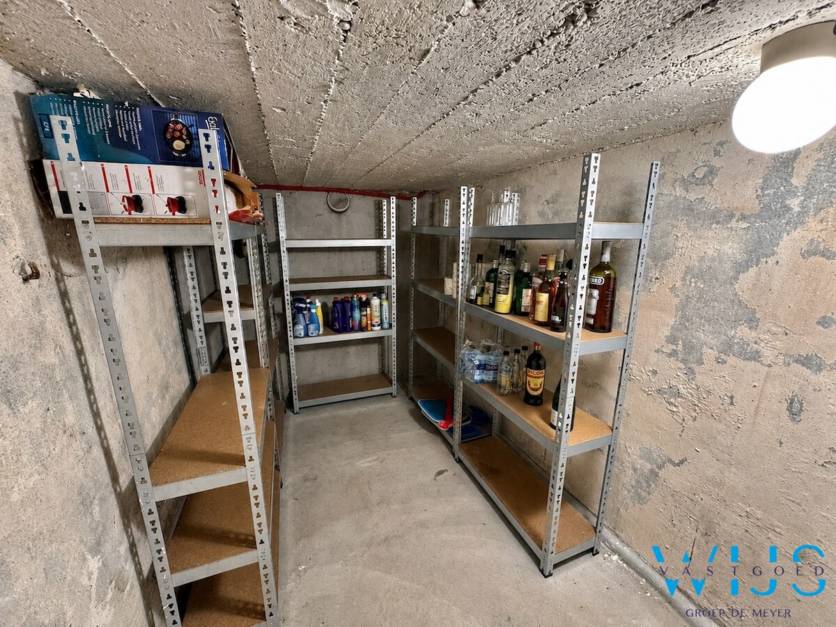 Praktisch en rustig gelegen woning met garage &amp; toffe tuin te Zelzate! 