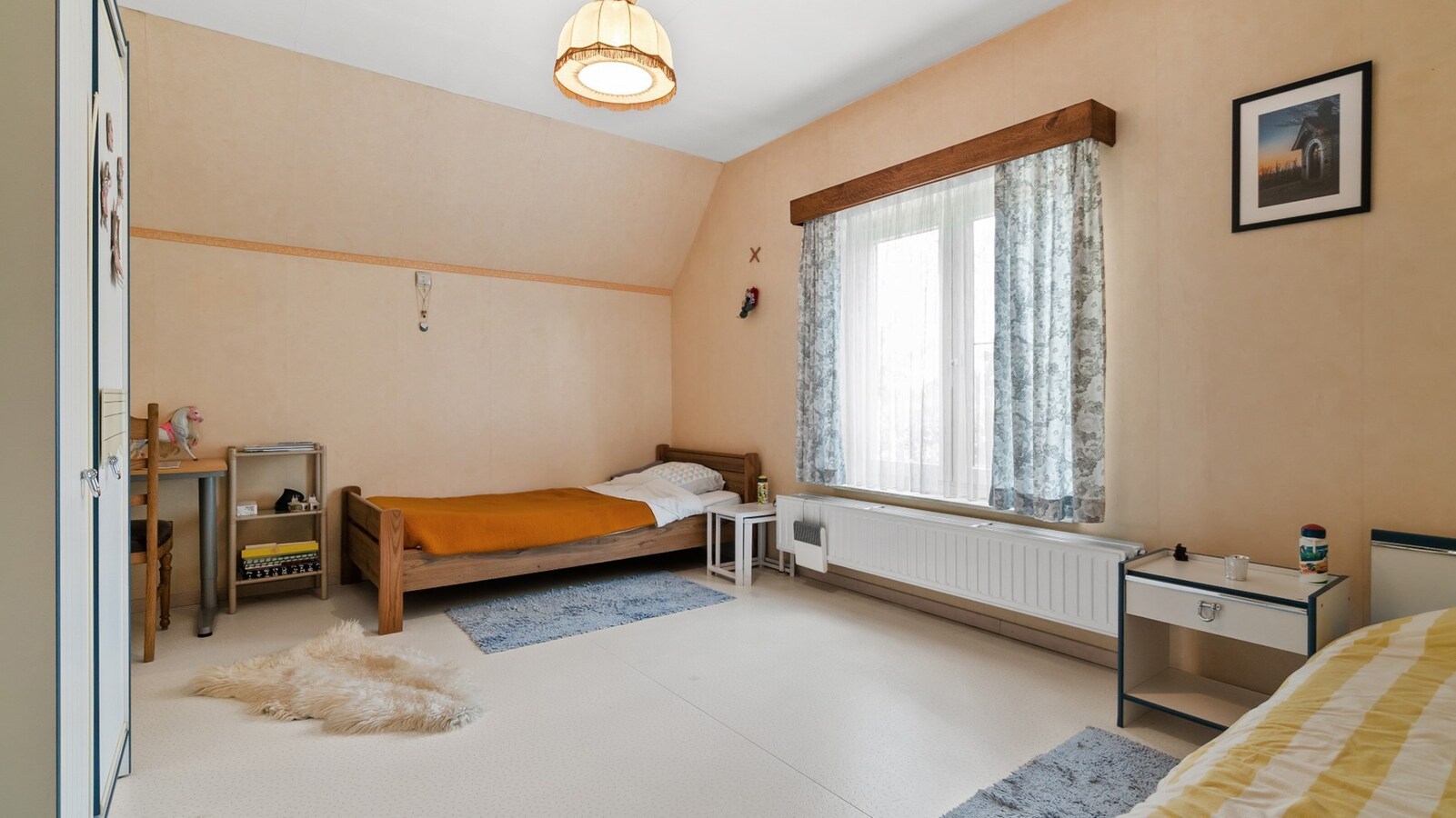 Instapklaar, energiezuinig landhuis op rustige locatie 