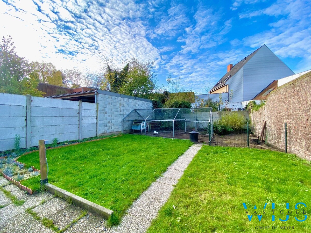 Instapklare woning in het centrum van Ertvelde! 