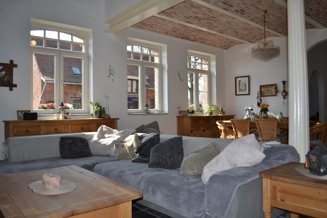 Prachtig landhuis met schuur op ca. 4600M² te Zwijndrecht 