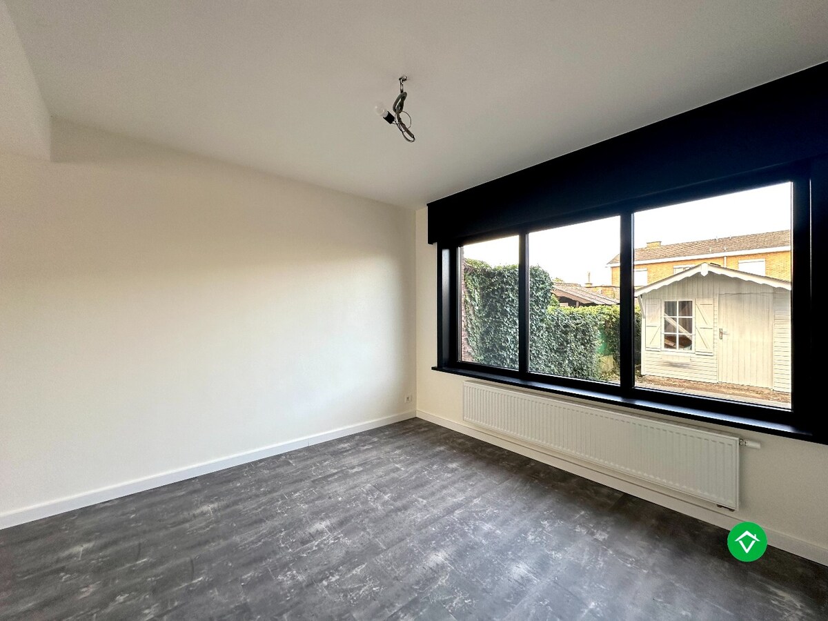 Instapklare woning met garage te huur in Gistel 