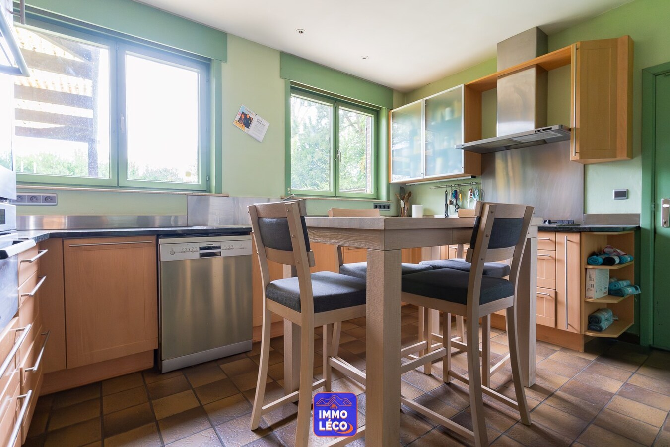 Villa érigée sur 1407m² avec profession libérale, TOP SECTEUR "LA CABOCHERIE" ! 