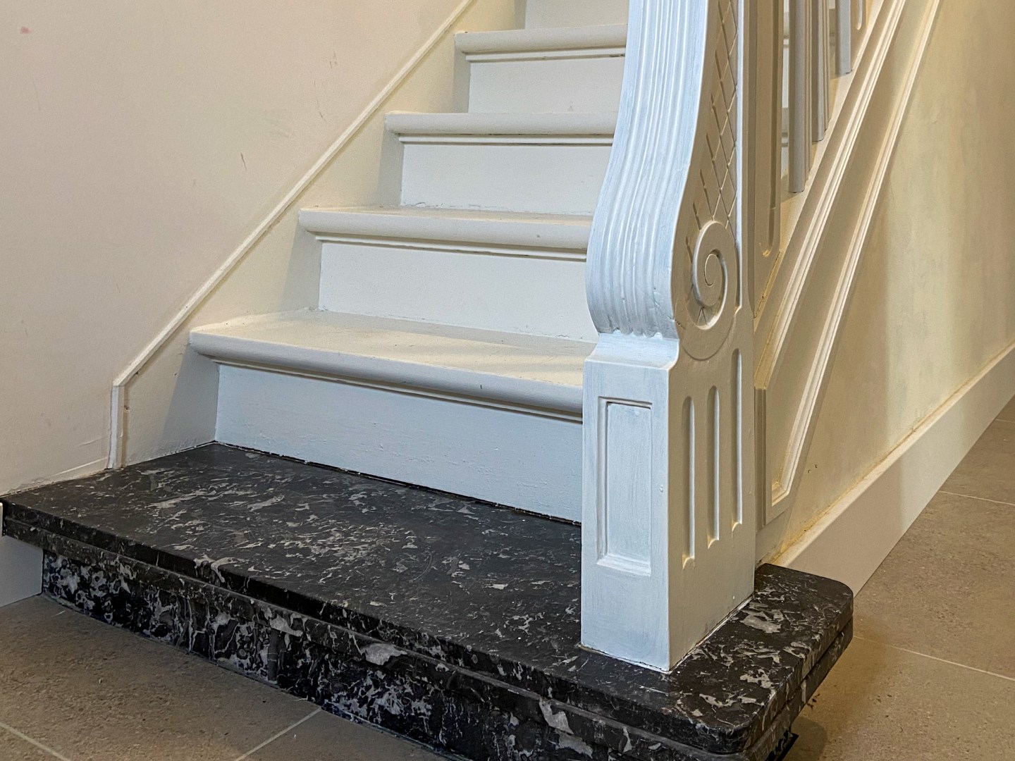 Stijlvol gerenoveerde stadswoning op topligging te Kortrijk! 