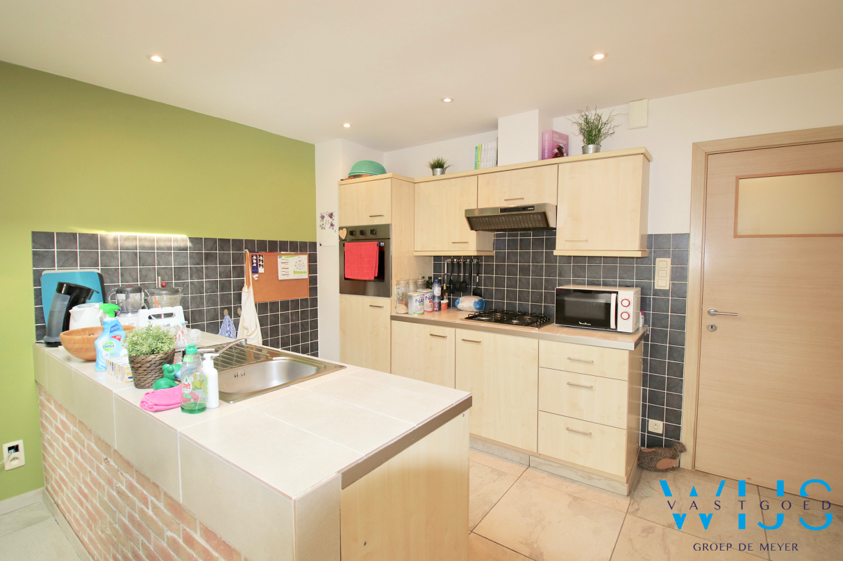 Instapklare en smaakvolle woning in hartje EEKLO 