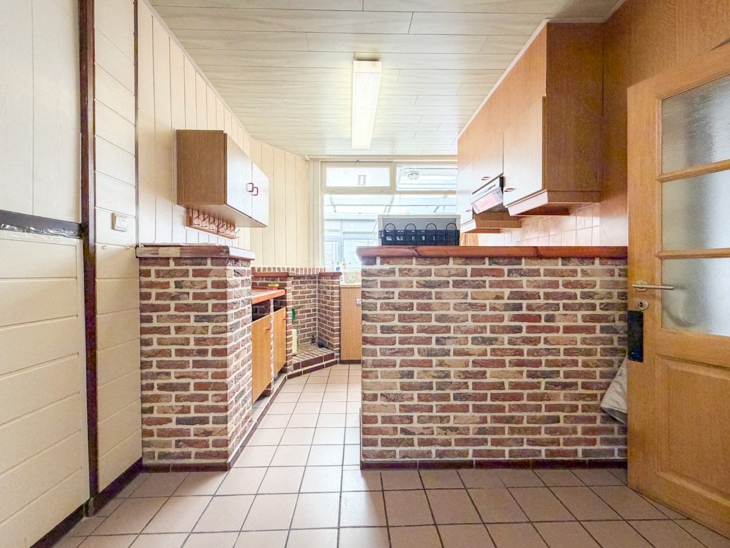 Ruime tussenwoning (211 m²) met zonnige koer, 3 slpk, Torhout 