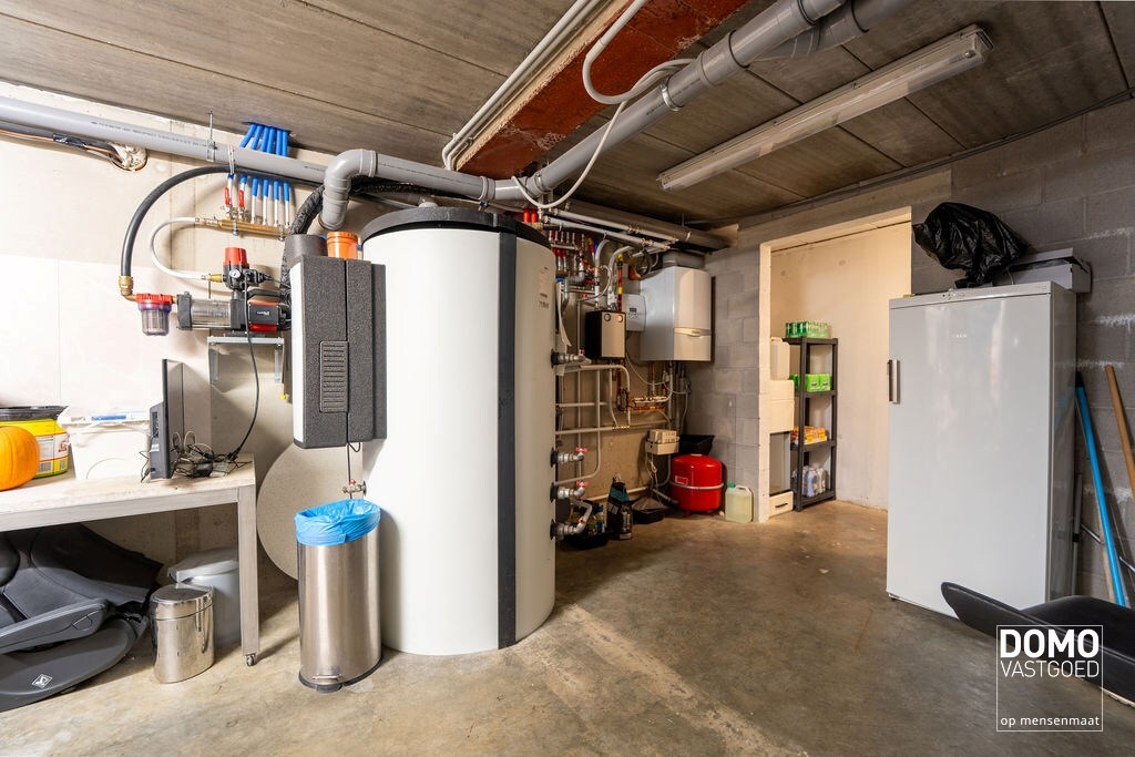 Gunstig gelegen handelshuis te Spalbeek (Hasselt) 