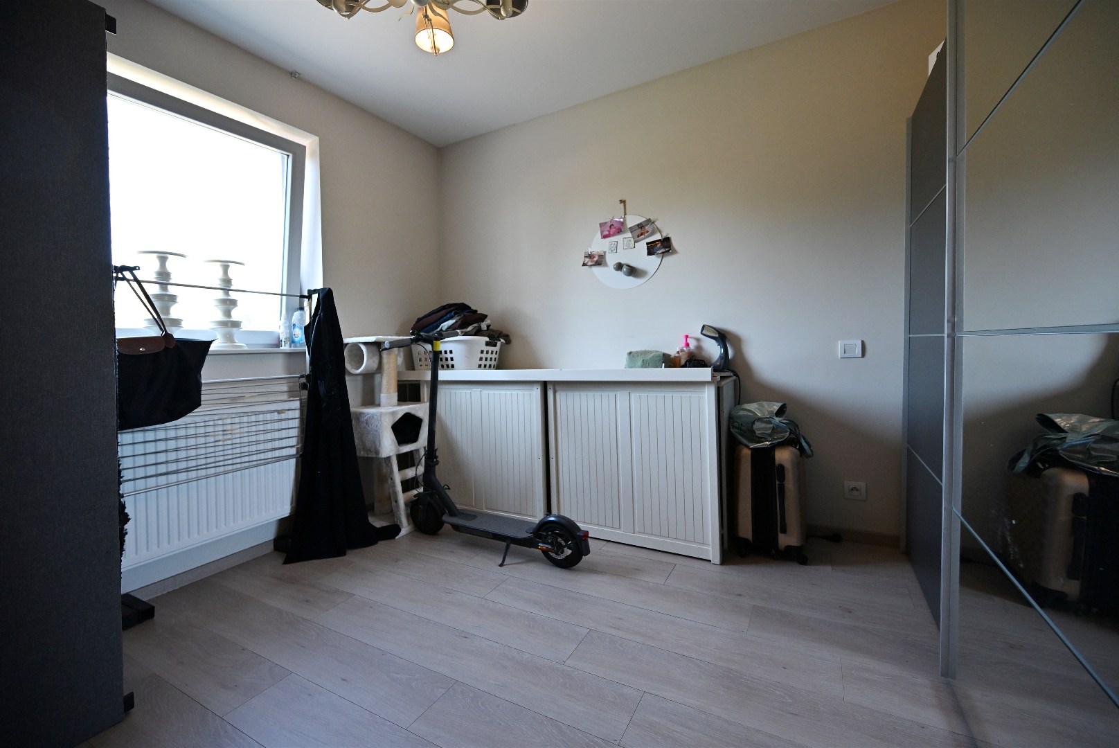 Moderne recente woning met 4 slpks, garage en tuintje nabij centrum Maldegem 