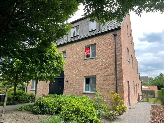 Verhuurd duplex - Geel