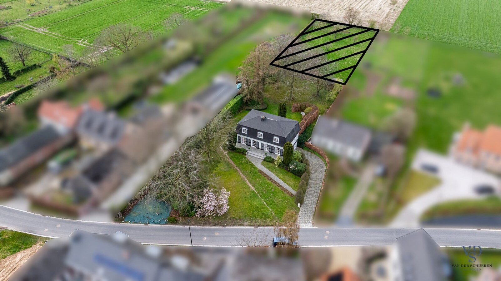 Karaktervolle villa, in Franse stijl. 