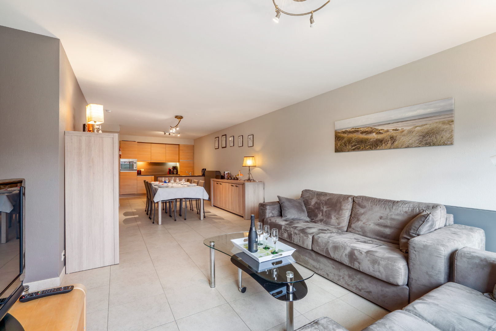 VAKANTIE APPARTEMENT MET ZONNIGE TUIN (VAKANTIEVERHUUR) 