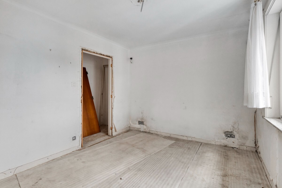 VILLA  met tuin, terras en garage in Zoutleeuw 