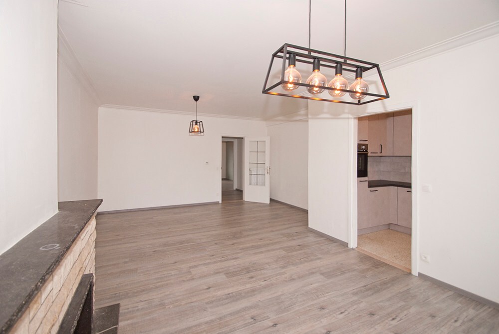 Instapklaar appartement met 2 slpks 