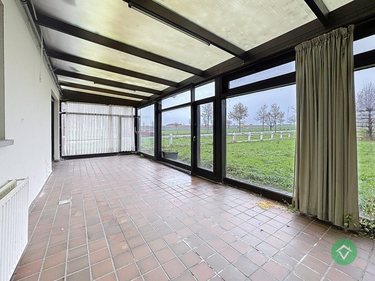 Alleenstaande woning met 4 slaapkamers te Koekelare 