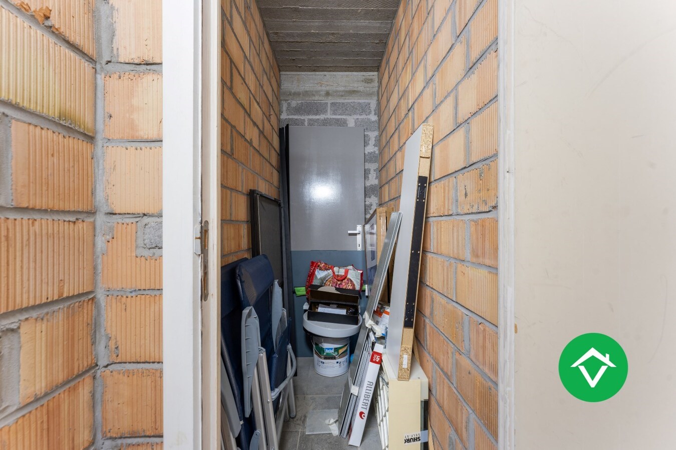 Instapklaar tweeslaapkamerappartement - jouw nieuwe thuis wacht in Bredene! 