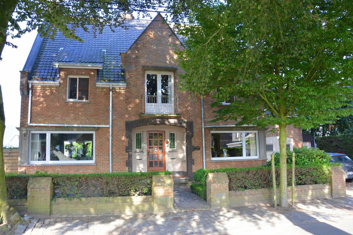 Stijlvolle villa in groene omgeving 