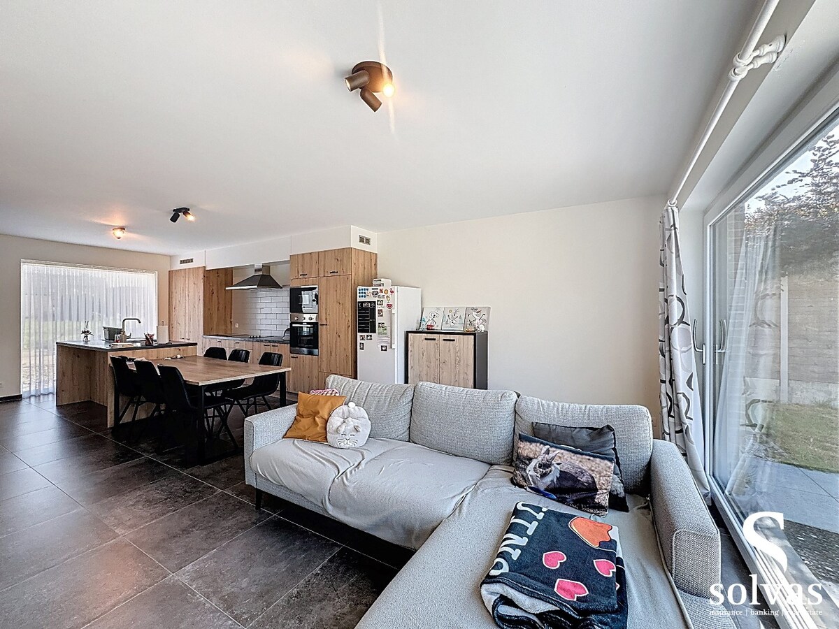 IN OPTIE: Recente energiezuinige woning met 3 slaapkamers en tuin 