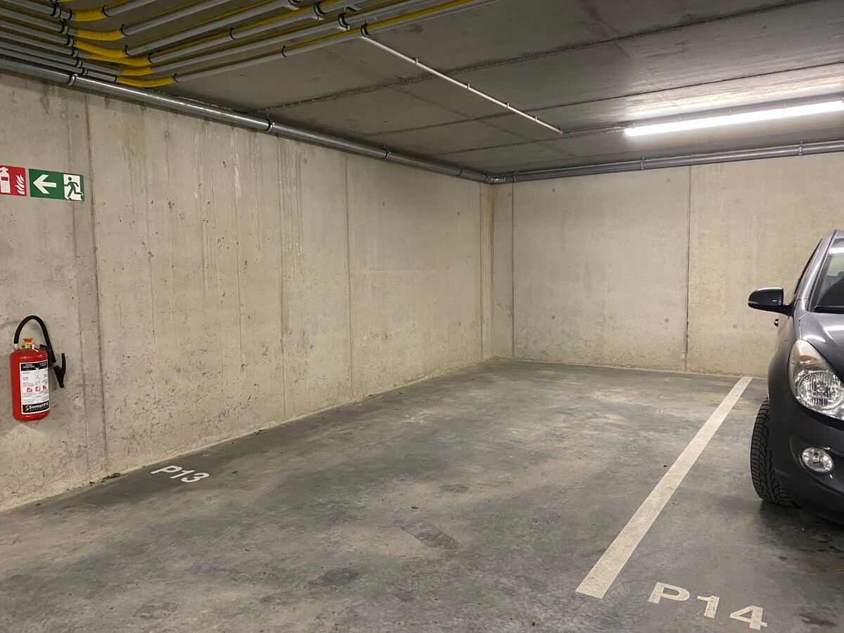 Garage-parkeerplaats in Residentie "Poort tot Heilderveld" 