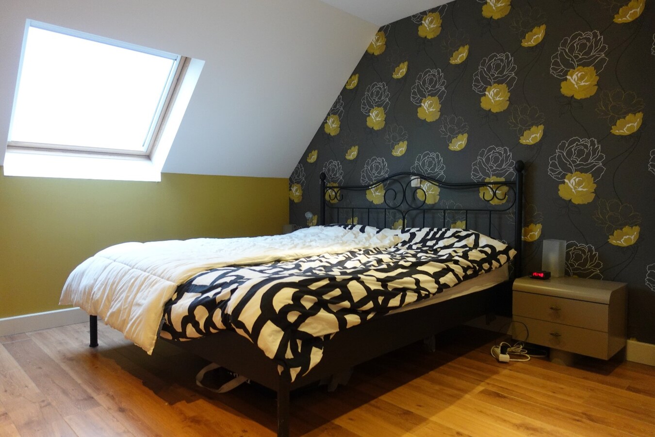 Verrassend ruime woning met 4 slaapkamers en garage 