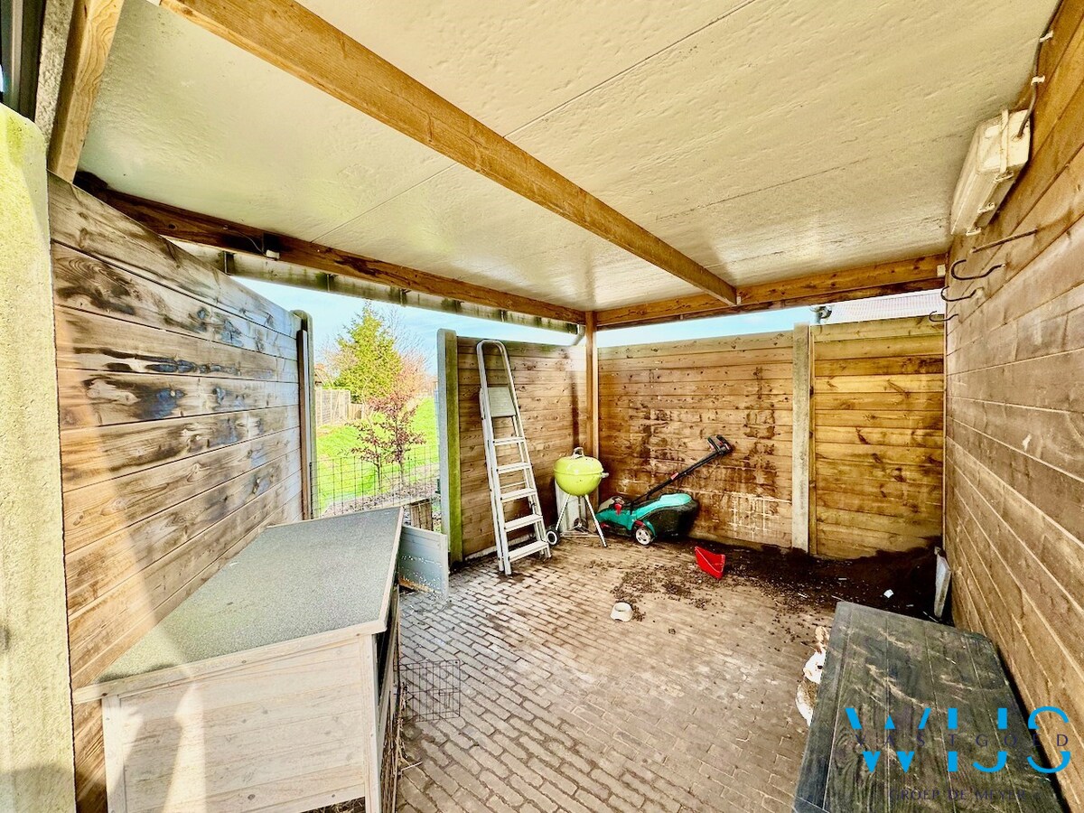 Tof woonhuis in gegeerde woonwijk te Lembeke ! 