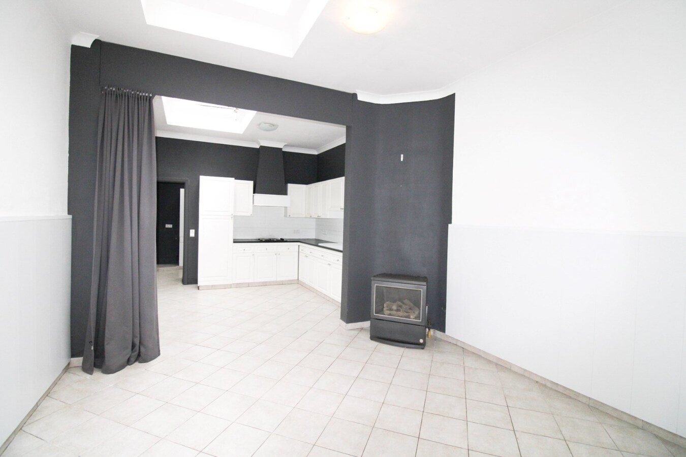 Charmante instapklare woning met 3 ruime slaapkamers en terras in het hartje Sint-Niklaas 