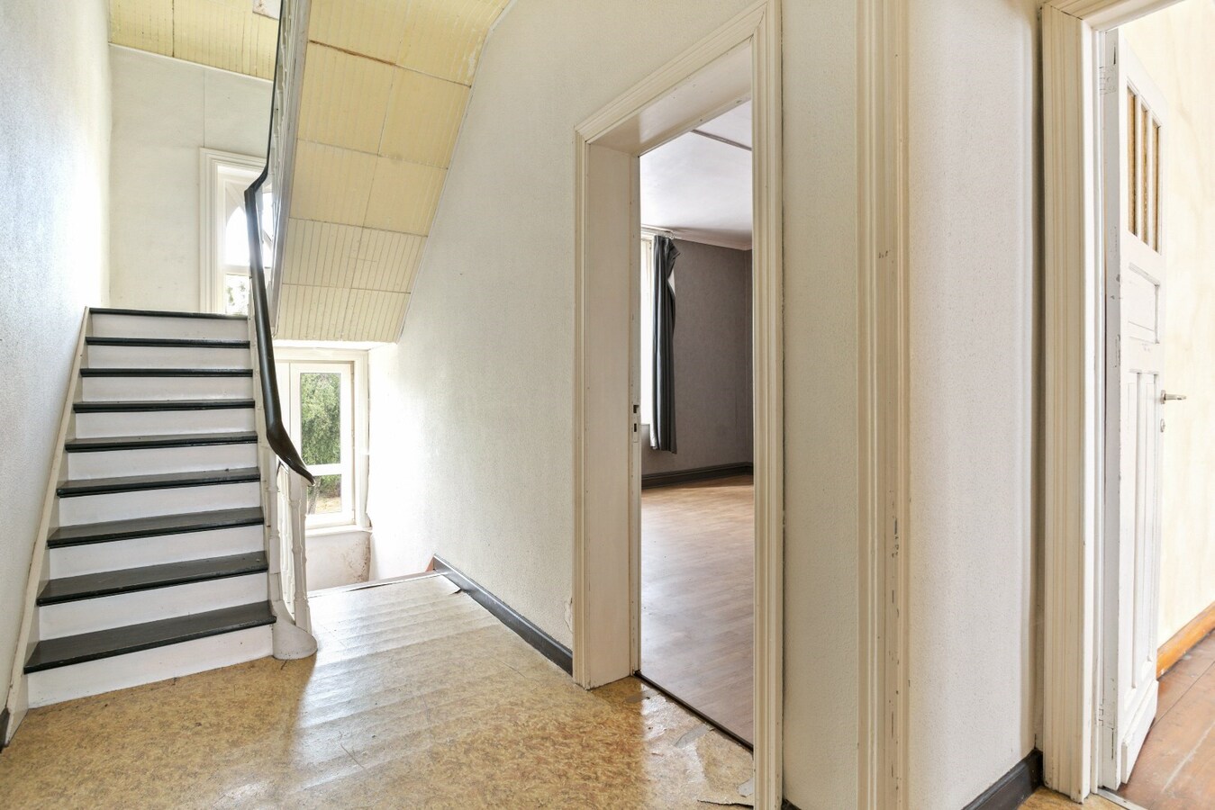 Ruime karakterwoning op ruim perceel van 618m² 