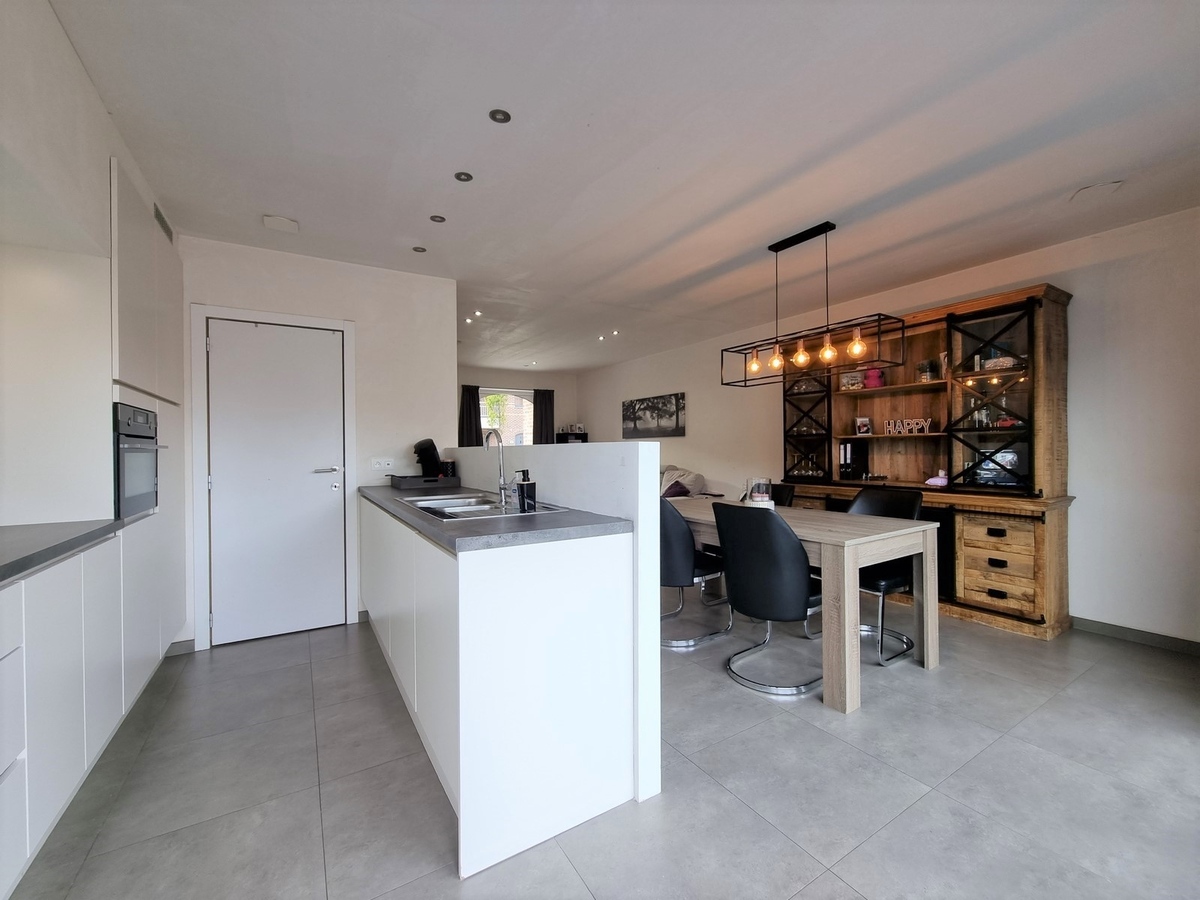 Recente woning in een mooie, rustie verkaveling - Zwankendamme 